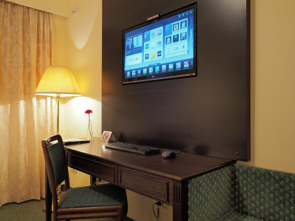 Garni Hotel Oasis Belgrad Dış mekan fotoğraf