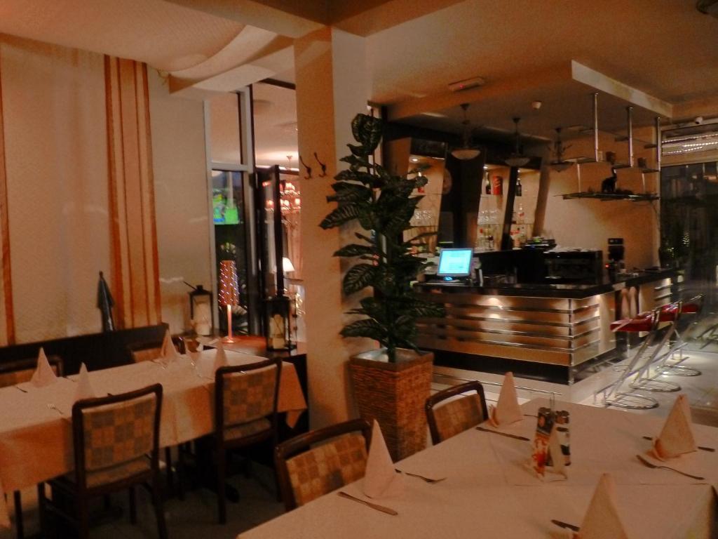 Garni Hotel Oasis Belgrad Dış mekan fotoğraf