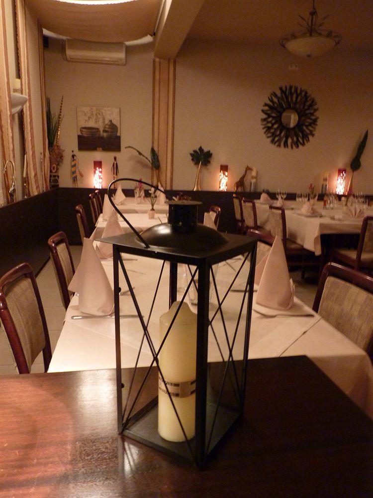Garni Hotel Oasis Belgrad Dış mekan fotoğraf