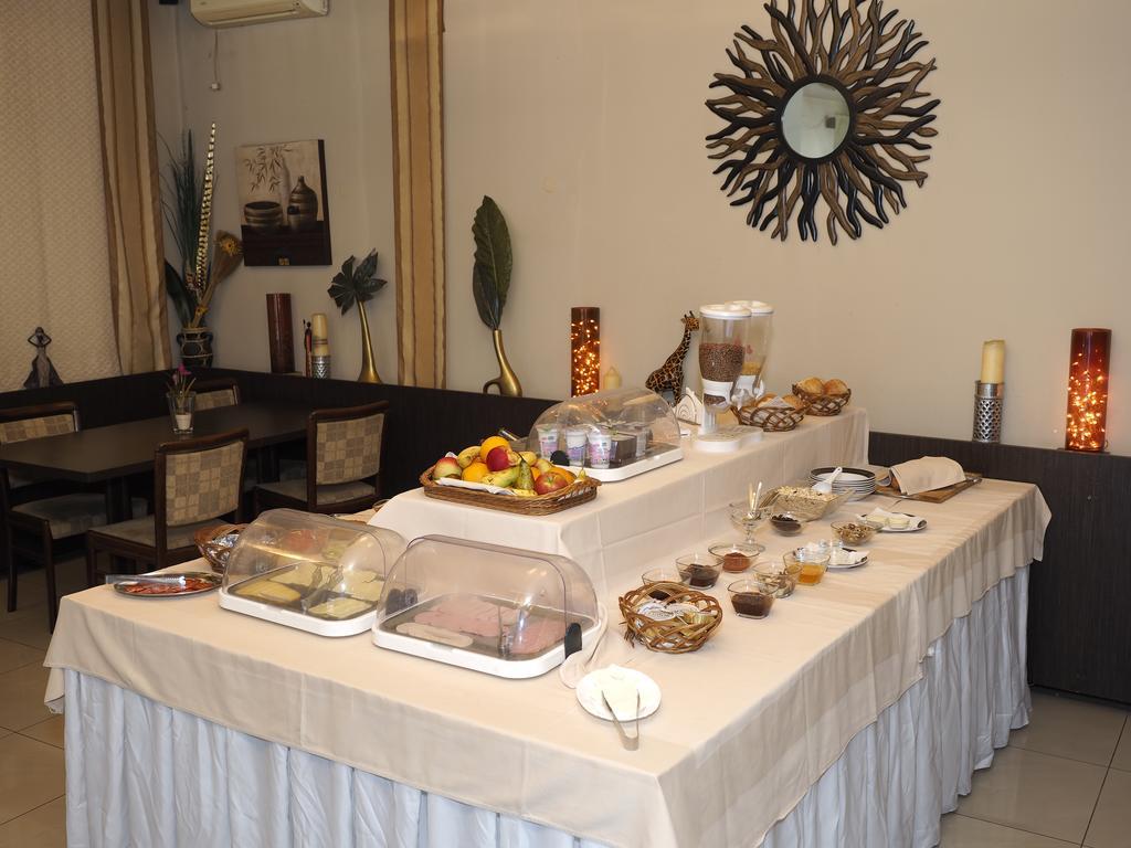 Garni Hotel Oasis Belgrad Dış mekan fotoğraf
