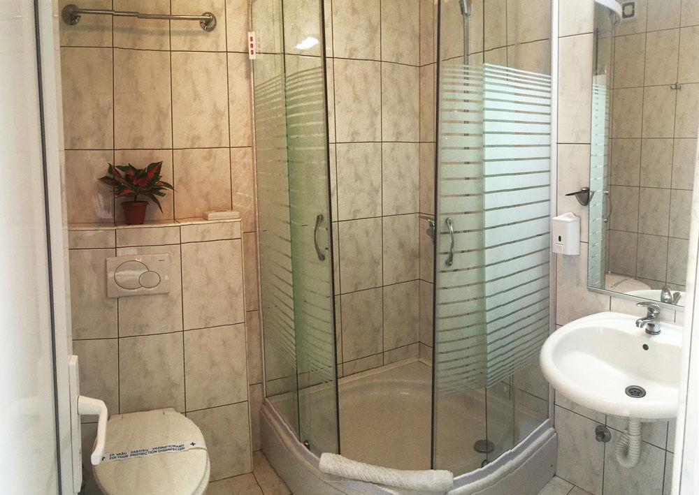 Garni Hotel Oasis Belgrad Dış mekan fotoğraf