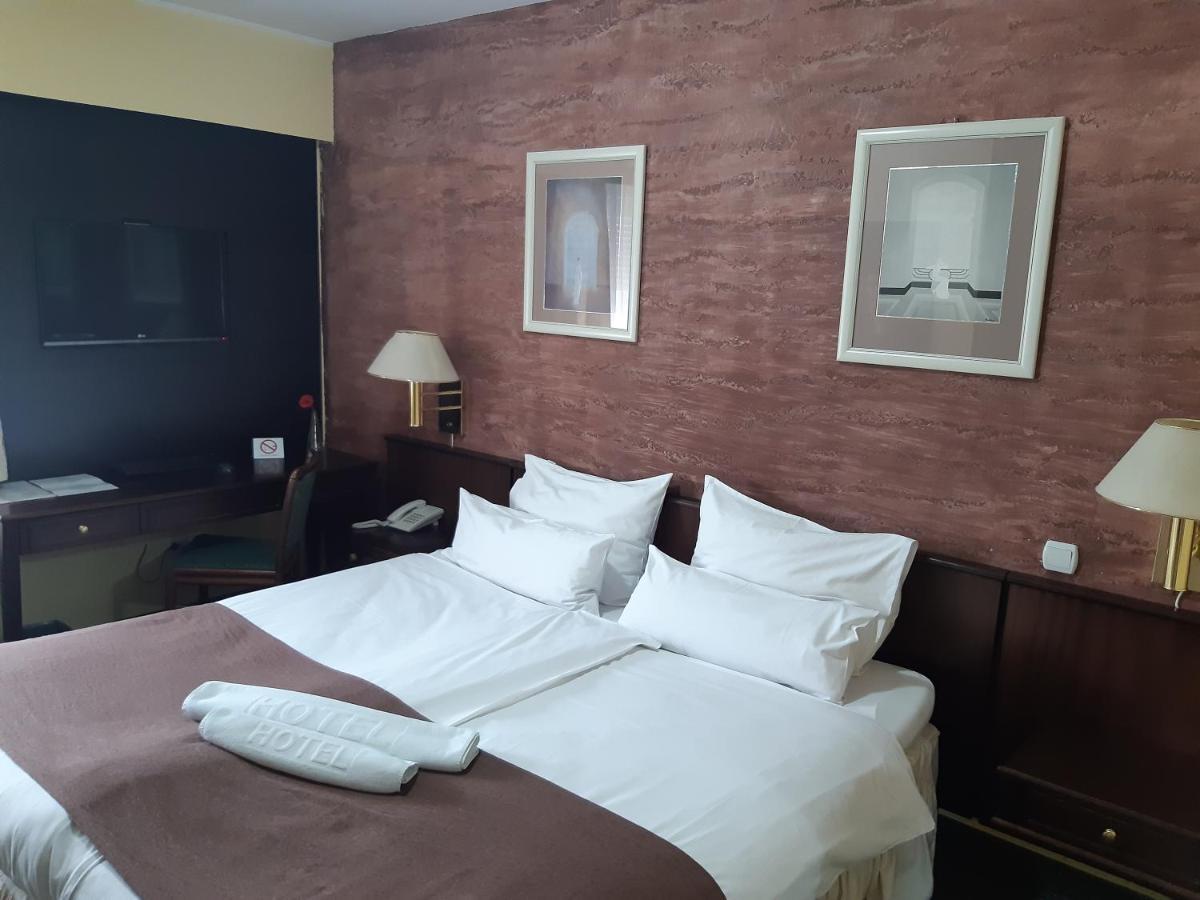 Garni Hotel Oasis Belgrad Dış mekan fotoğraf